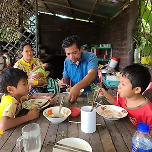 Phonluer Angkor Homestay, 民宿 *