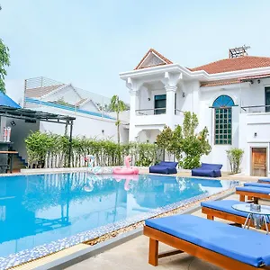 Queentown Siem Reap