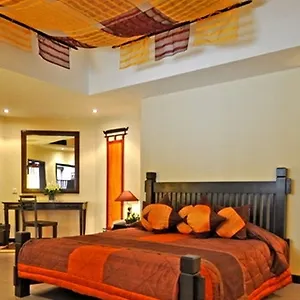 Angkor Hotel 4*
