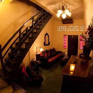 Hotel La Petite Indochine 2*
