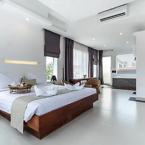 Hotel Josephine
