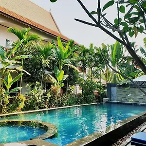 Lucky Private Boutique Pool 4*