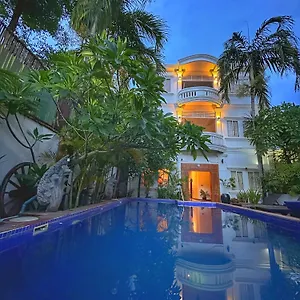 Um Theara, 3* Siem Reap