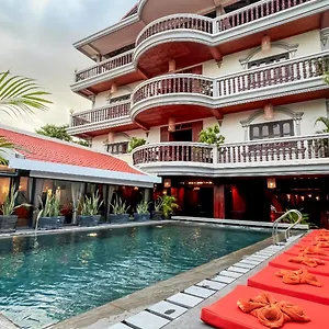 Center Hotel 4*