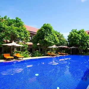 Boutique Angkor Hotel 3*