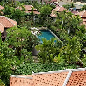 Amalia Villa *
