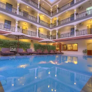 Summer Hotel 3*
