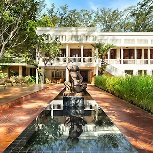 Fcc Angkor By Avani Hotell 5*
