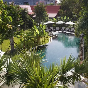 Hotel The Jungle 4*