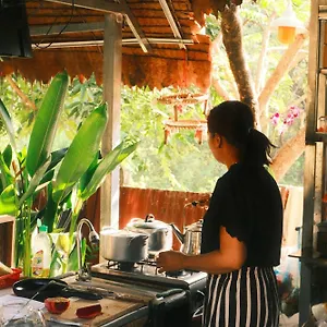 Vacation Experience As Cambodia Local