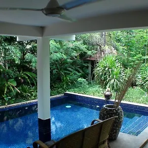 Enkosa 4-bedroom Wooden Luxury House Ciudad de Siem Riep