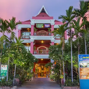 Hotel Side Walk 3*
