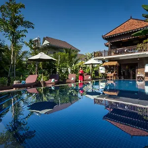 Khmer Paradise Hotel 4*